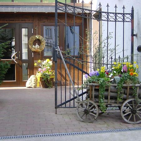 Landgasthof Schuck Idar-Oberstein Exterior foto