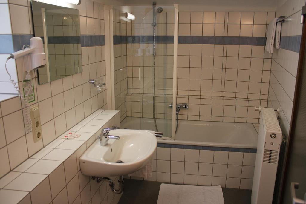 Landgasthof Schuck Idar-Oberstein Zimmer foto